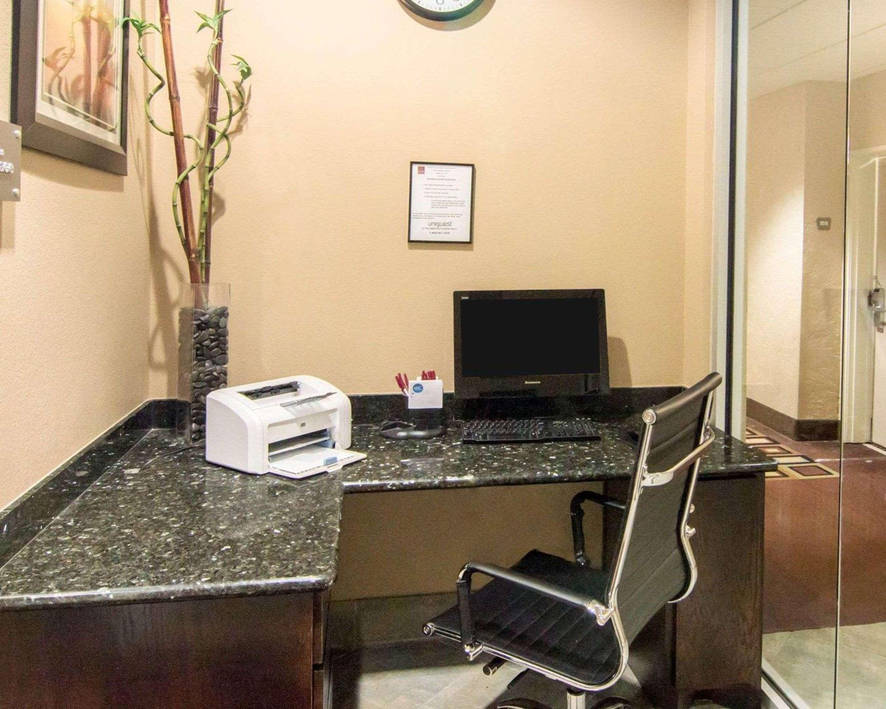 Comfort Suites Kingwood Houston North Humble 59 Екстериор снимка