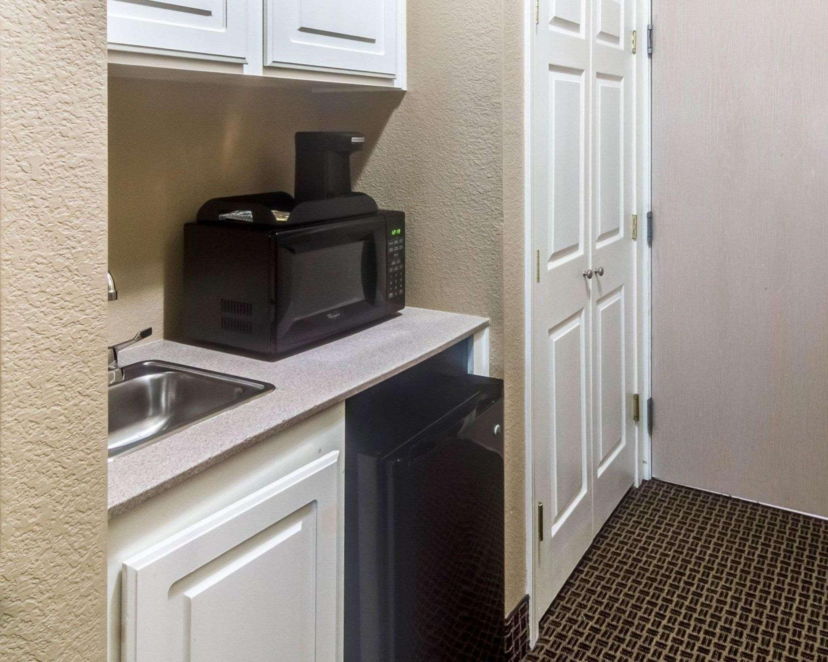 Comfort Suites Kingwood Houston North Humble 59 Екстериор снимка