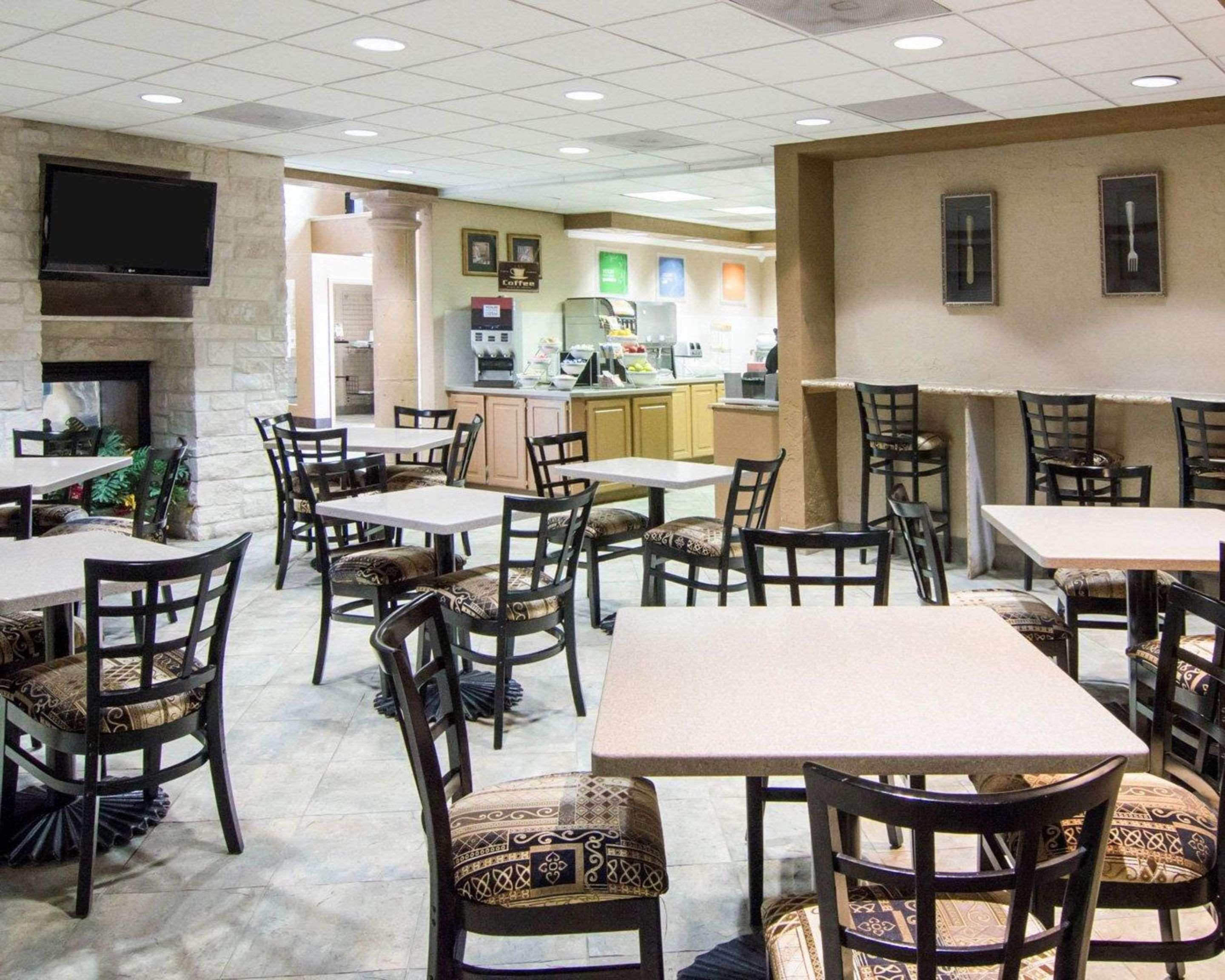 Comfort Suites Kingwood Houston North Humble 59 Екстериор снимка