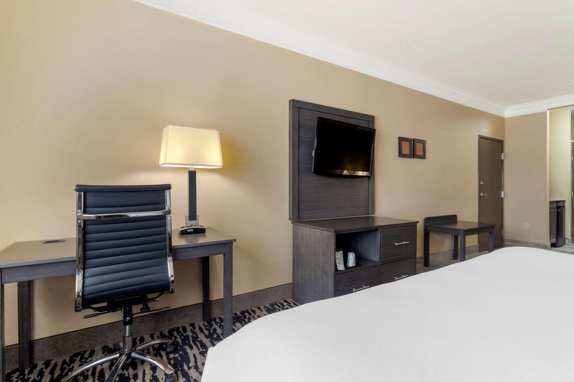 Comfort Suites Kingwood Houston North Humble 59 Екстериор снимка